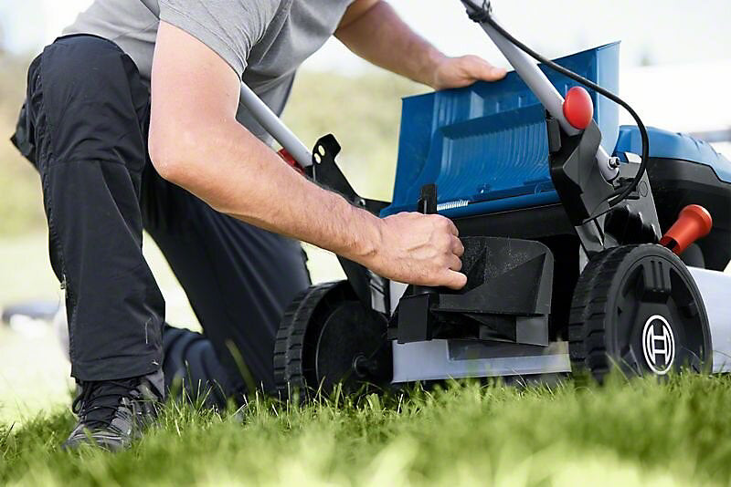 Bosch GRA 18V2-46 Cordless Lawn Mower + Bosch Brushless Strimmer + 4AH Kit - view 2