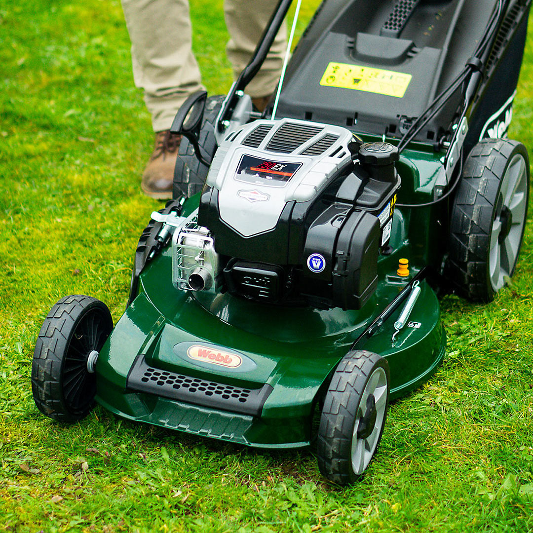 Webb Supreme WER21ALSP 53cm (21″) Petrol Self Aluminium Deck Propelled Rotary Lawnmower - view 3