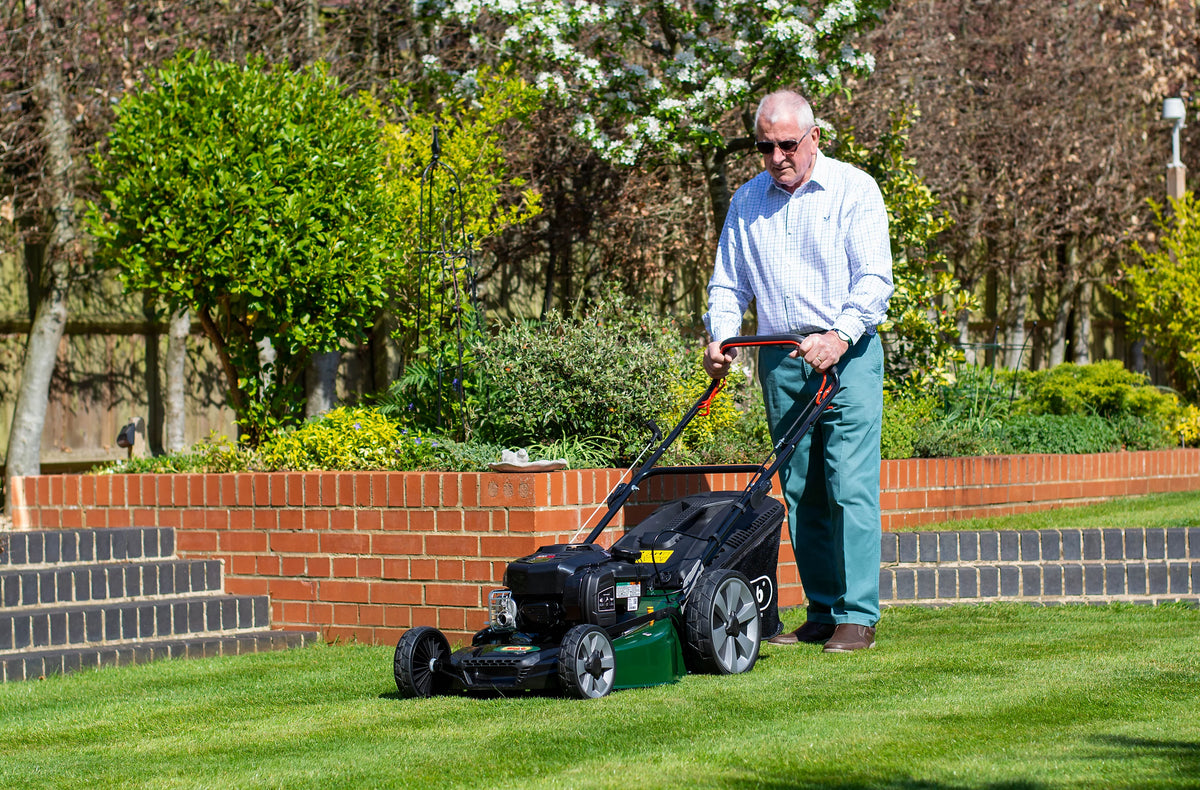 Webb Supreme WER21HW4 53cm (21″) Petrol Self Propelled Rotary Lawnmower - view 2